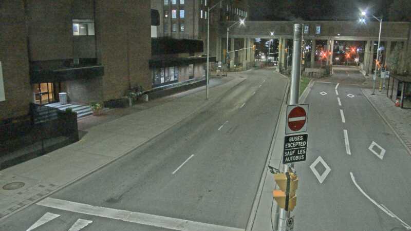 Traffic camera image at 2025-05-09 07:00:49