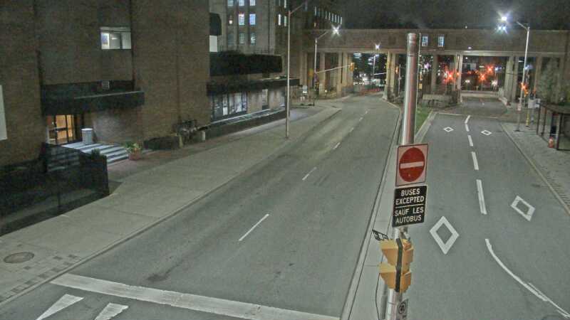 Traffic camera image at 2025-05-09 07:26:04