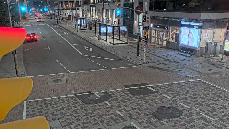 Traffic camera image at 2025-07-31 01:11:02