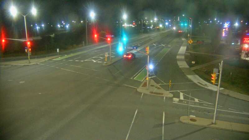 Traffic camera image at 2025-08-25 04:01:03