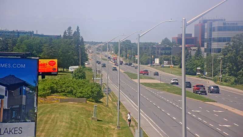 Traffic camera image at 2025-06-30 17:37:42