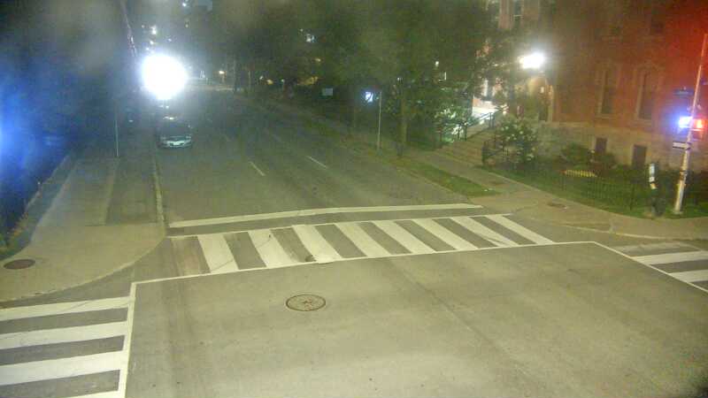Traffic camera image at 2025-08-04 01:25:56