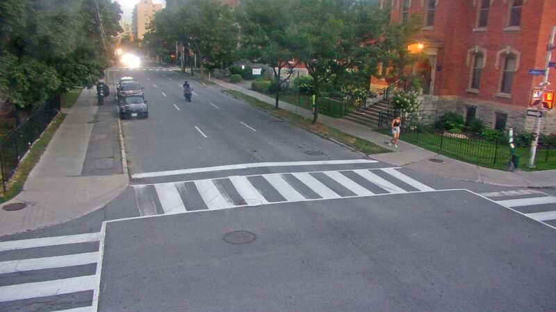 Traffic camera image at 2025-08-25 00:01:01