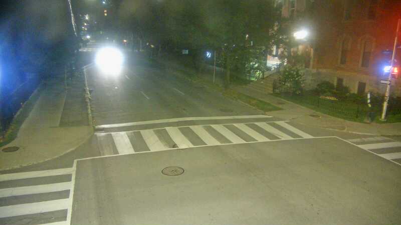 Traffic camera image at 2025-08-25 03:46:04