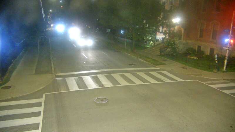 Traffic camera image at 2025-08-25 04:11:02