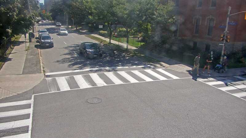 Traffic camera image at 2025-09-14 17:36:04