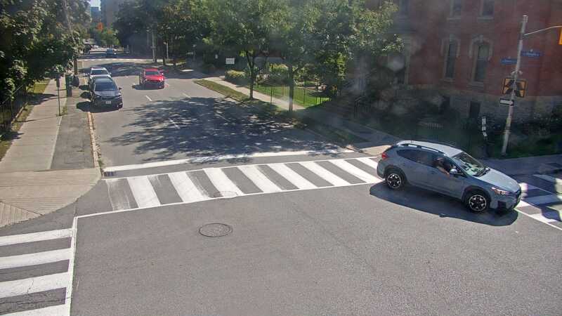 Traffic camera image at 2025-09-14 17:56:11