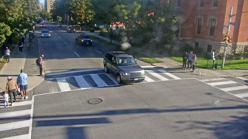 Traffic camera image at 2025-09-15 21:16:07