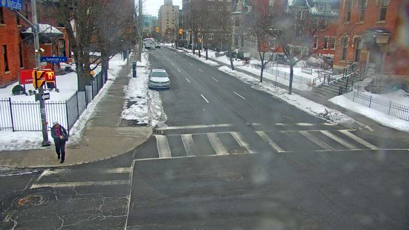 Traffic camera image at 2025-03-09 13:25:44