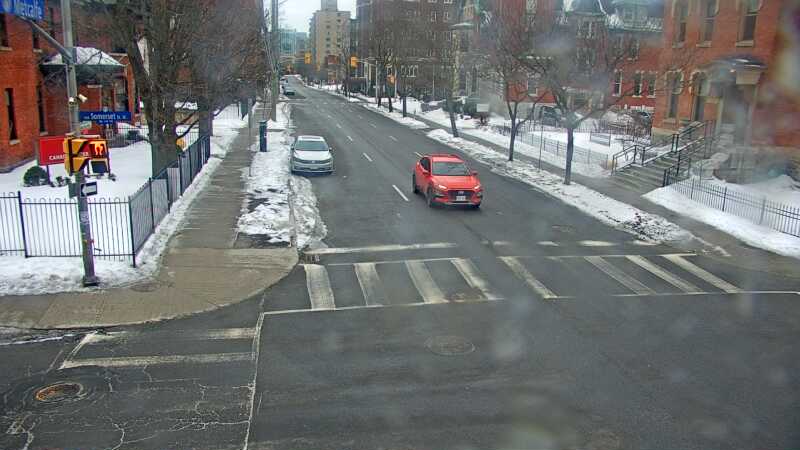 Traffic camera image at 2025-03-09 13:30:42