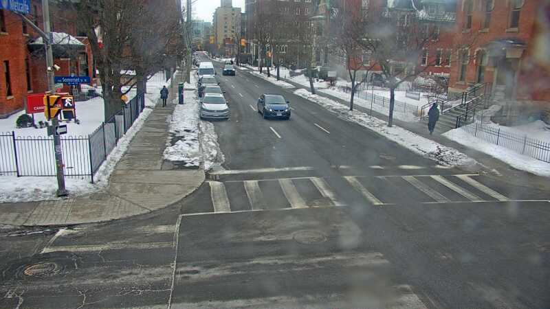 Traffic camera image at 2025-03-09 14:21:07