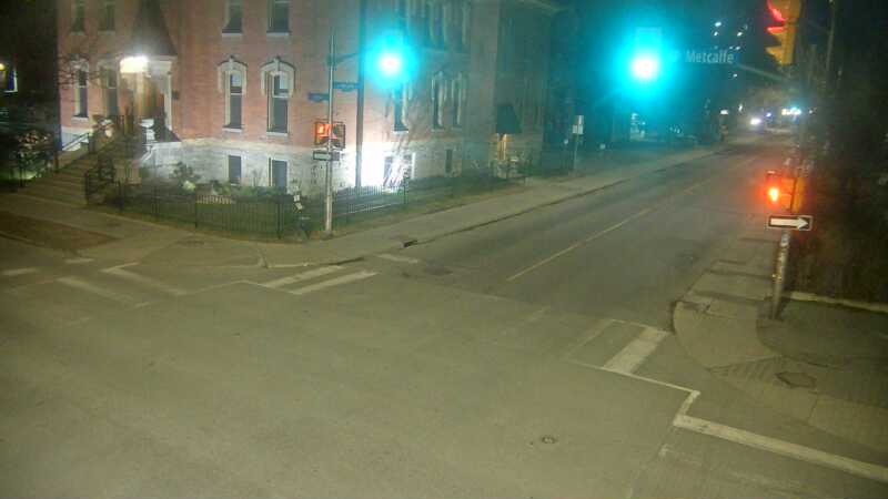 Traffic camera image at 2025-04-25 09:10:46