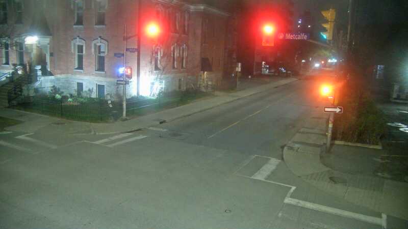 Traffic camera image at 2025-05-09 07:40:56