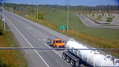 Traffic camera image at 2025-09-16 16:51:08