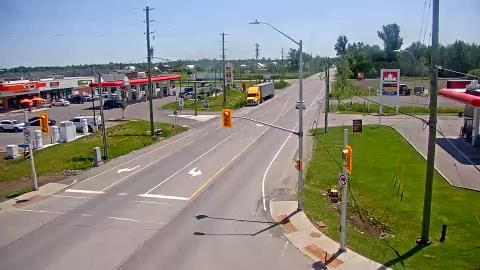 Traffic camera image at 2025-06-30 17:21:15