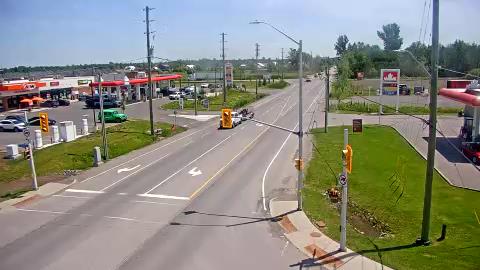 Traffic camera image at 2025-06-30 18:01:06