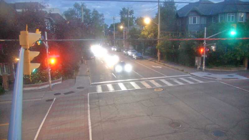 Traffic camera image at 2025-08-25 00:16:04