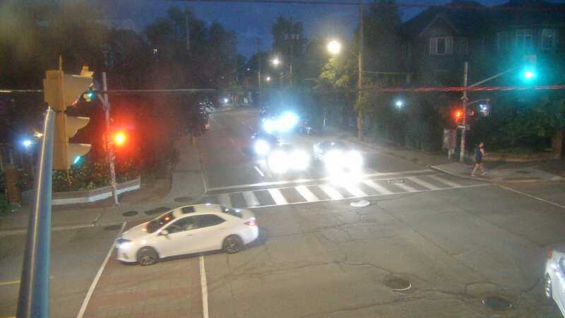 Traffic camera image at 2025-08-25 00:31:02