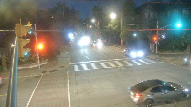 Traffic camera image at 2025-08-25 00:41:02