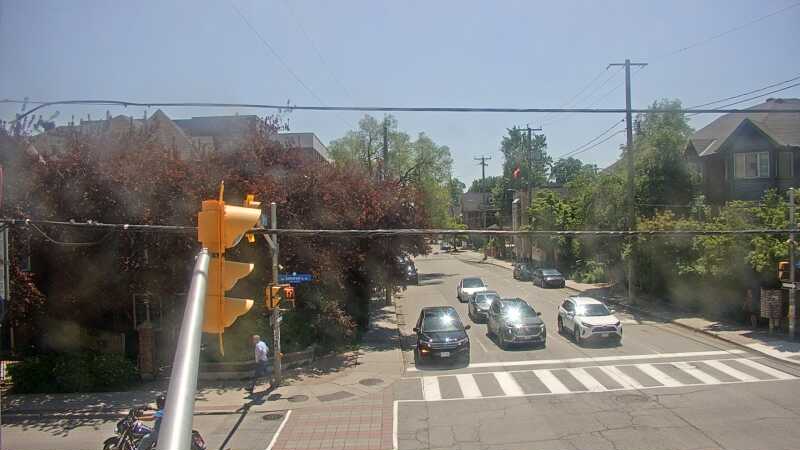 Traffic camera image at 2025-06-30 16:46:09