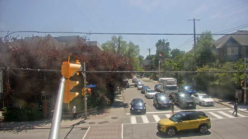 Traffic camera image at 2025-06-30 17:01:12