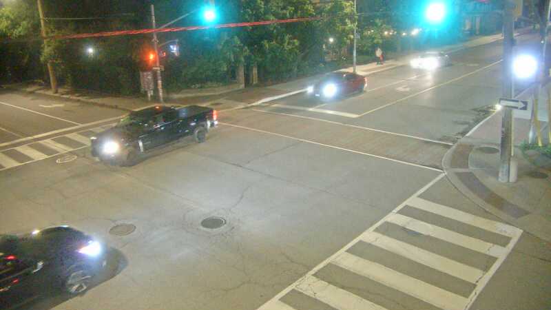 Traffic camera image at 2025-07-02 04:05:56