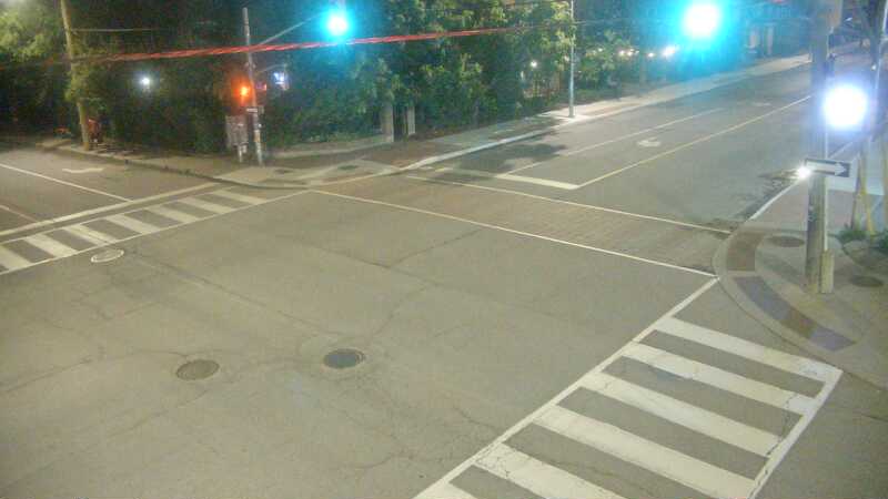 Traffic camera image at 2025-07-02 04:30:58
