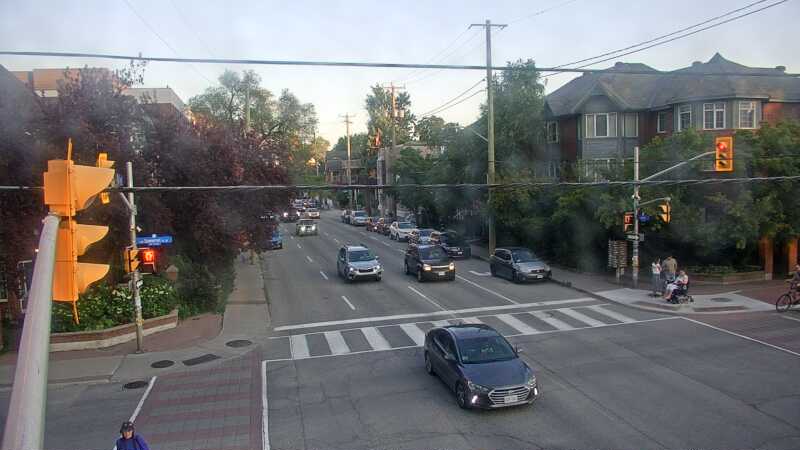 Traffic camera image at 2025-07-19 00:05:57