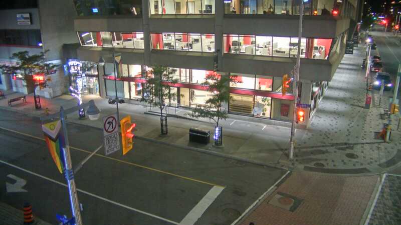 Traffic camera image at 2025-08-25 04:01:04
