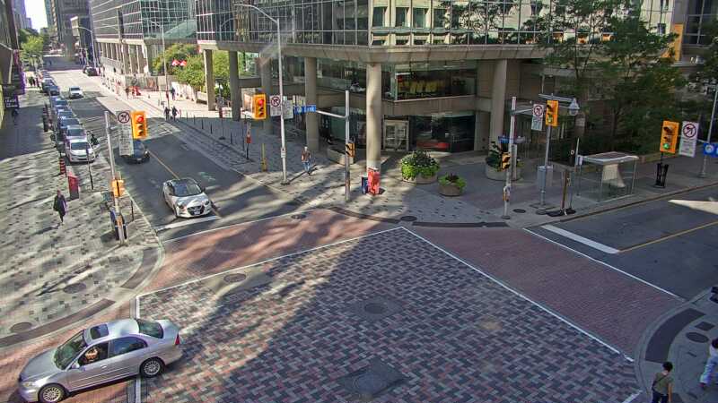 Traffic camera image at 2025-09-14 17:26:00