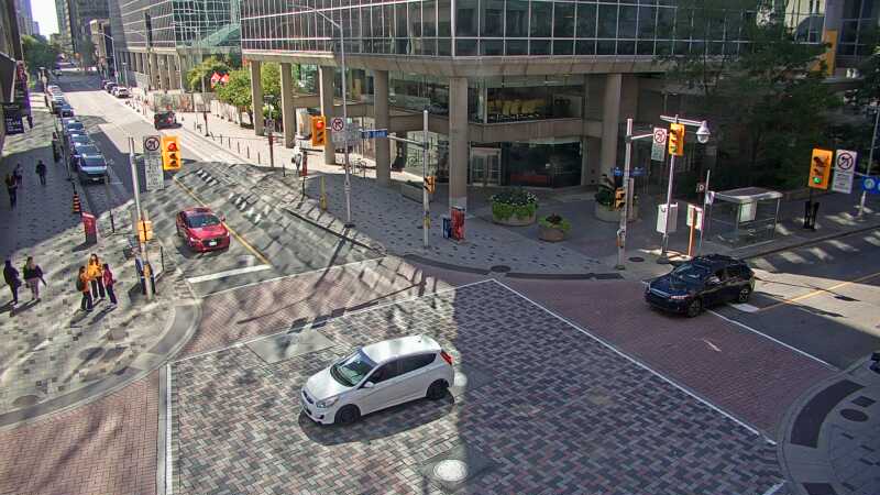 Traffic camera image at 2025-09-14 18:16:08