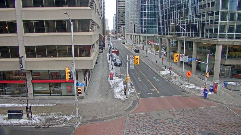 Traffic camera image at 2025-03-09 13:30:43