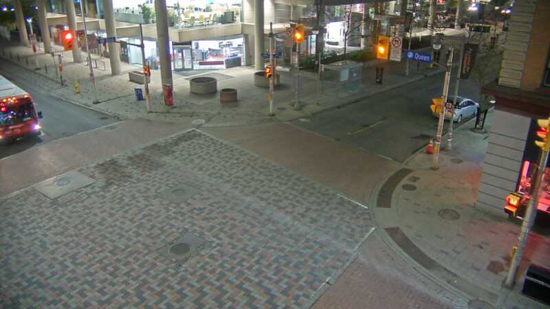 Traffic camera image at 2025-05-09 06:05:46