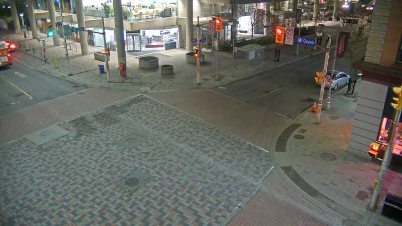 Traffic camera image at 2025-05-09 06:10:43