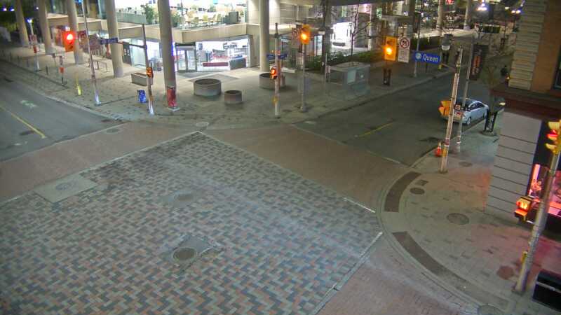 Traffic camera image at 2025-05-09 06:15:48