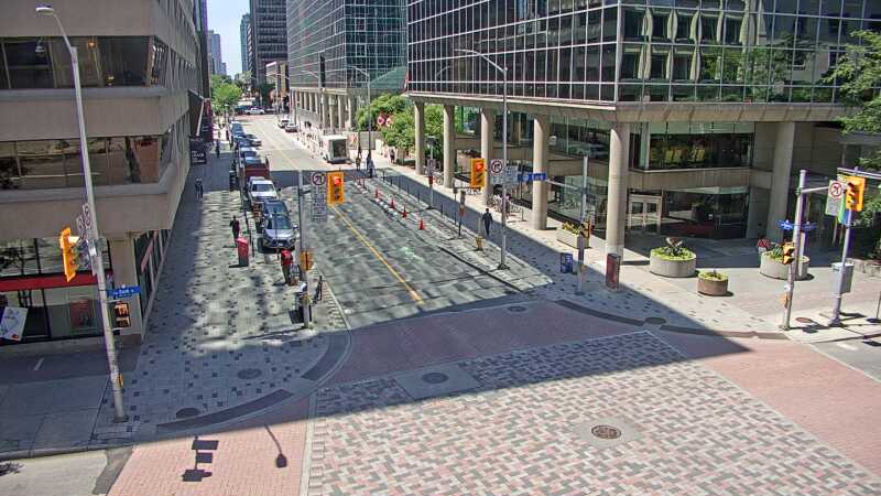 Traffic camera image at 2025-06-30 16:41:02