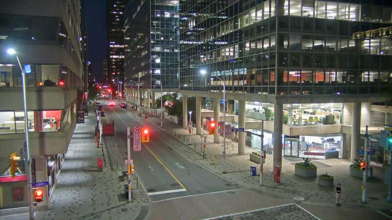 Traffic camera image at 2025-07-06 01:45:59