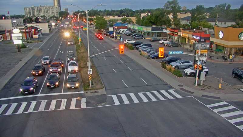 Traffic camera image at 2025-08-25 00:00:10