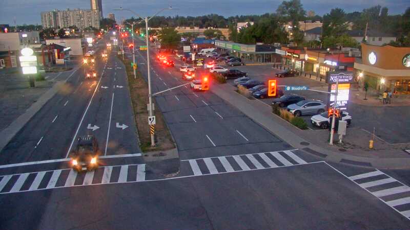 Traffic camera image at 2025-08-25 00:10:13