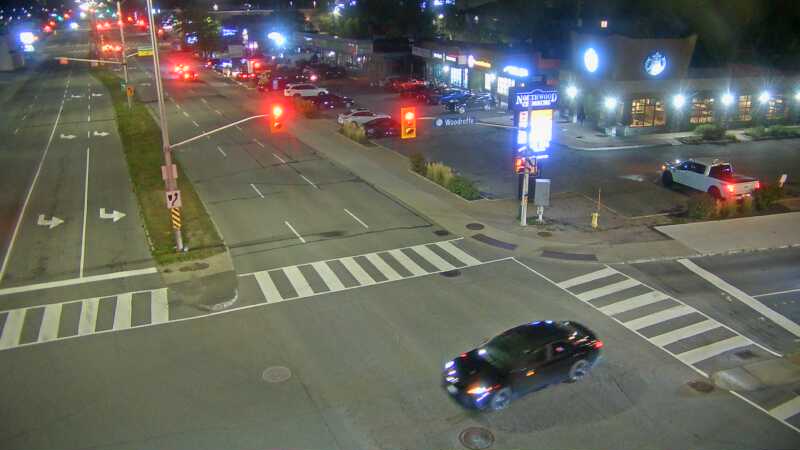 Traffic camera image at 2025-09-01 00:25:12