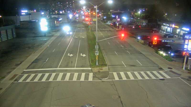 Traffic camera image at 2025-09-05 00:25:10