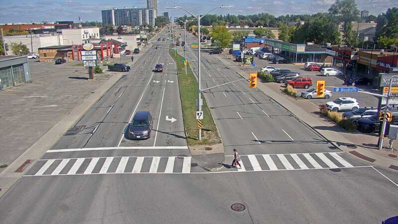 Traffic camera image at 2025-09-14 17:20:12