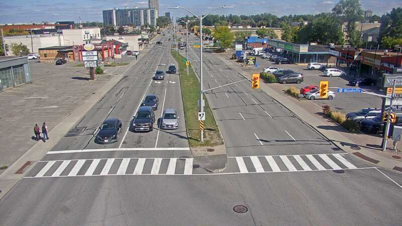Traffic camera image at 2025-09-14 17:35:10