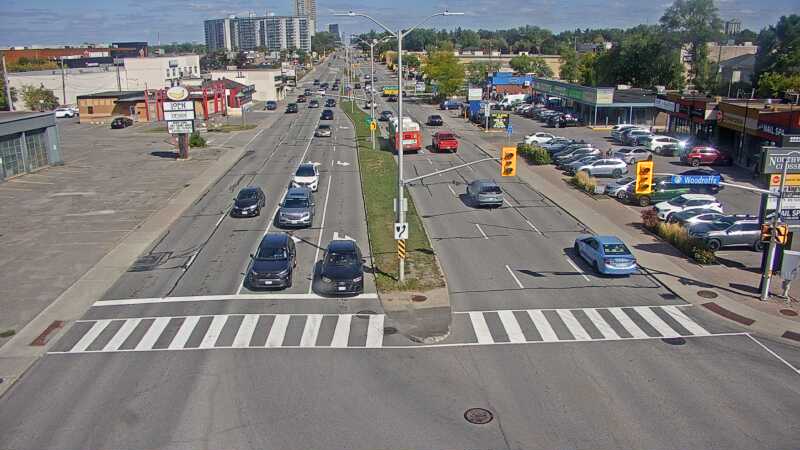 Traffic camera image at 2025-09-14 18:05:10