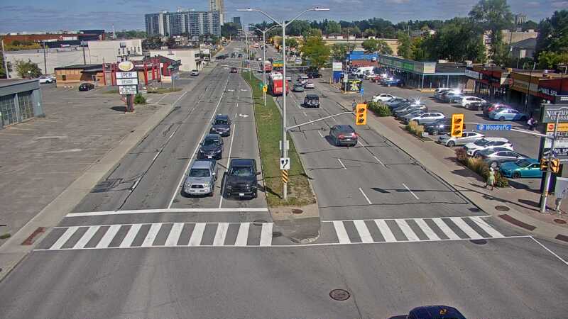 Traffic camera image at 2025-09-14 18:25:11
