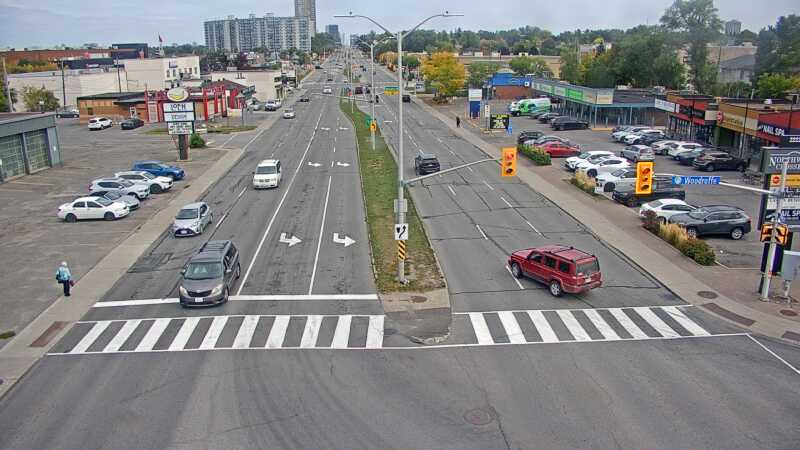 Traffic camera image at 2025-09-18 17:05:13