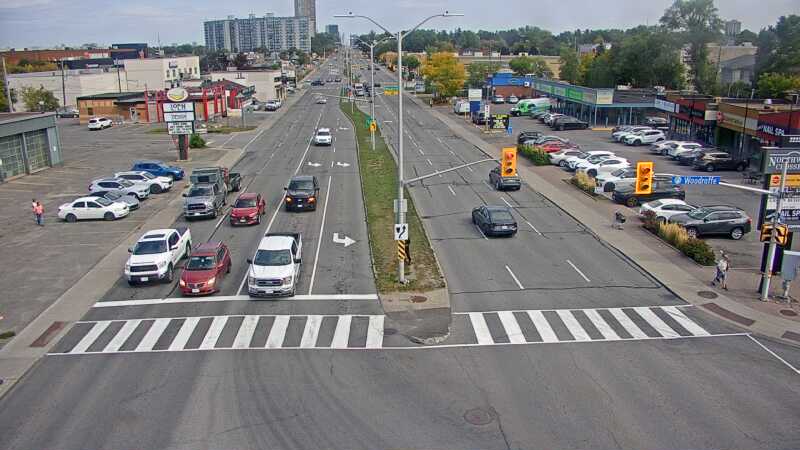 Traffic camera image at 2025-09-18 17:15:11