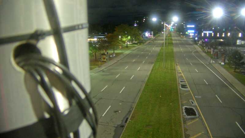 Traffic camera image at 2024-10-16 06:35:34