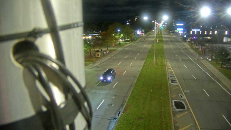 Traffic camera image at 2024-10-16 07:04:36