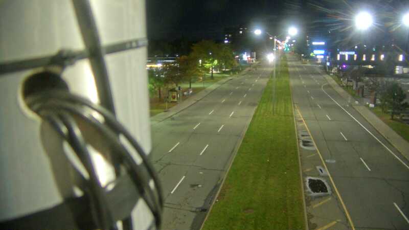 Traffic camera image at 2024-10-16 07:45:32